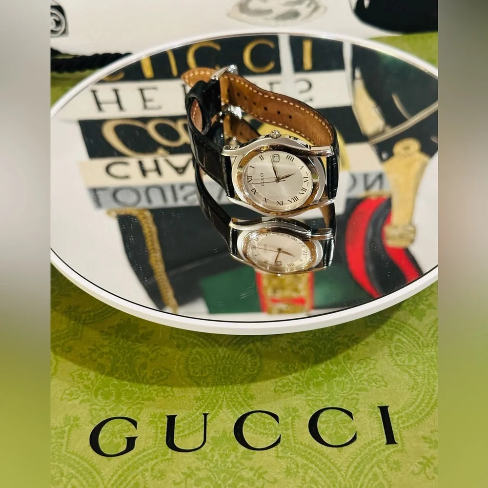 Gucci stylish watch